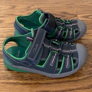 clarks doodles sandals machine washable